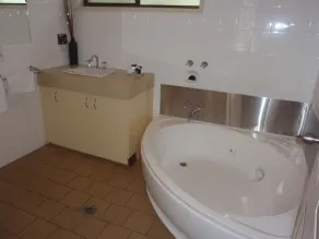 CAPRICORN MOTOR inn - Image 2