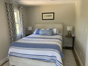 Renovated Edgartown home with a heated pool and close to town/beach! - Image 3