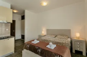 Studio with Beautiful Sea View - Image 5