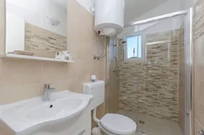 Apartments Snjezana - Image 4