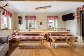 Holiday Home 'Annodazumol' with Private Terrace, Private Garden and Wi-Fi - Image 5