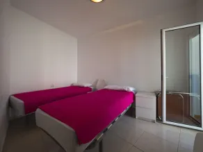 Erstaunliche Wohnung direkt am Meer in Roses Inmosantos Oasis D4 - Image 2