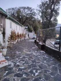 Ralston cottage 7 room vacational  home for a family upto 21 adults at this rate - Image 5