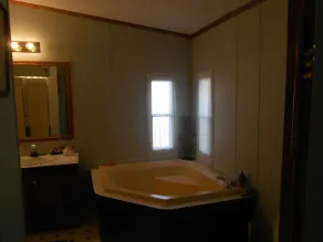Ruhiges Haus mit 3 Schlafzimmern und 2 Bädern, 1/2 Meile vom Fährhafen nach Cape Lookout entfernt - Image 2