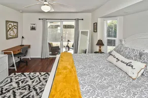 Stylish Canal Home with King Bed and Lanai  and Fishing dock - Image 4