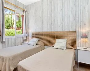 Villa in Spain Near Sandy Beach & Mountain Views - Image 5