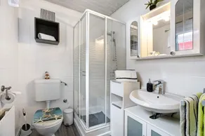 Appartamento 'Nordsee-Ferienwohnung Halligland' con terrazza in comune, giardino privato e Wi-Fi - Image 2