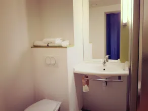 ibis Budget Arles Palais Des Congres - Image 3