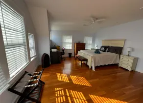 New Listing!  Beautiful, new, luxurious house just steps to the beach - Image 5