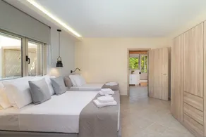 Luxury Villa Dimitra with Private Swimming pool - Image 4