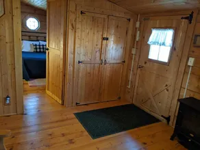 Amish-Built Cabin in the Driftless Area - Image 5