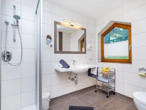 Apartment B (2-4 persons/2 bedrooms) - Holiday home Eva - Image 3