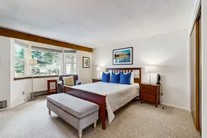 NOUVELLE LISTE! Condo confortable w / piscine partag��e, bain à remous, sauna - pistes de ski, vues de montagne - Image 4
