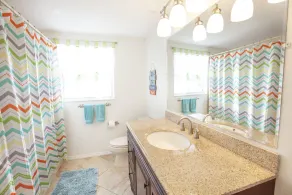 Private heated pool. Shark teeth, close to beaches, downtown, shopping, biking… - Image 4