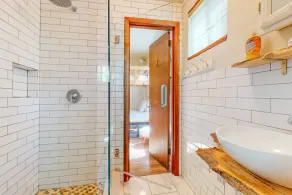Jewelbox Cottage - Dog-friendly Lakefront home with private dock, canoe & SUPs - Image 3