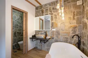 Chalet \"Laurelin\" avec vue sur la mer, mini-piscine privée et Wi-Fi - Image 4