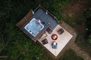 Twelve34 House+ Penthouse in the Trees + Wall of Glass + Hot Tub - Image 5