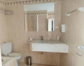 HOTEL LAUAXETA MUNGUIA - Image 4