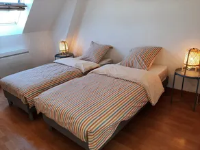 The blue house - Image 3