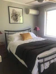 Dromana Seabreeze is a 3 minute drive to the beach and wineries - Image 5