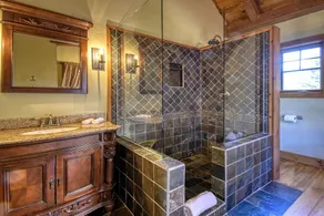 Tremblant: Luxurious Mountain Home, Heart of the Village! 25% off 7 nights + - Image 5
