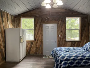 Loehr's Cabin #3 - Image 5