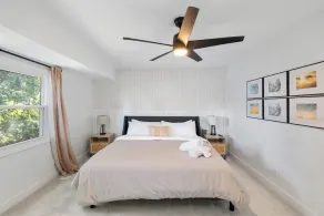 Stylish Split Foyer - The Sullivan 4 Bedrooms, 2 Bathrooms - Image 5