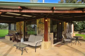 Country Comfort Cottage adult retreat for 2 people  Not pet friendly - Image 5