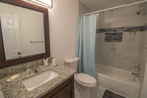 The perfect retreat: sea la vie, family-friendly home w/ pool also near cities - Image 3