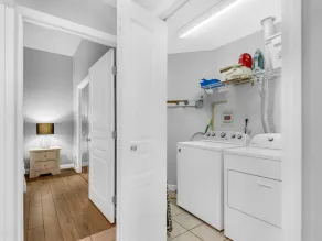 Dog Friendly, Gorgeous Water Views, Beach Service, Pool - Image 2
