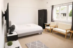 Homy Apartment In Trendy Haberfield - Image 5