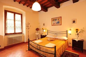 Spacious Villa Noble With All the Comfort, Located In A Peaceful Location Arezzo - Image 5