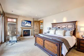Park City VIN-17 Hot tub KBM Resorts - Image 4