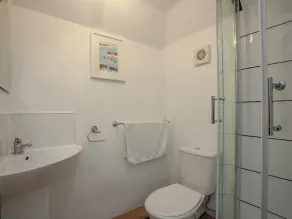 6 bedroom accommodation in Kingsteignton, near Newton Abbot - Image 5