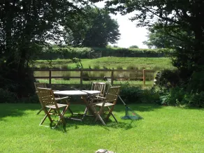 Beautiful one bedroom cottage, 5 miles coast, 3 miles dartmoor - Image 5