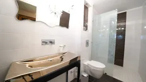 Luxury Villa Allure - Image 5