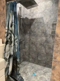 3 ROOMS, LOFT APARTMENT, Located RIGHT in CENTER!!! - Image 3