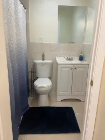 Cozy Private room with Private Amenities  - 12 mins to Mall. - Image 2