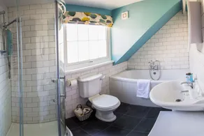 Large Holiday Cottage in Kingsand, Cornwall - Image 4