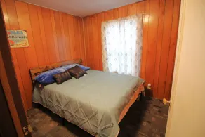 Peacefully 2BR Cabin with Firepit - Image 5