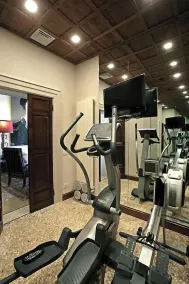 Muazzo Palace: Balkonkanal für 8 Personen Fitnessraum Sauna .Kleine Kaution. Gepäcklagerung - Image 2
