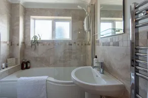 Branton house|3 Bedroom|YWP|Robinhood|family|work - Image 5