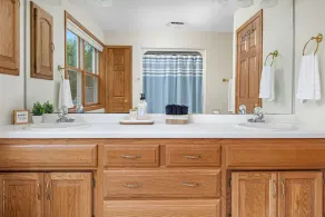 Serene Lakeview Retreat on Lake Michigan - Minutes to Whistling Straights - Image 4