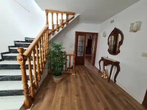 ACACIA VILLA - Image 2