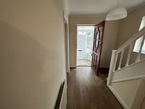 4 bed near Windsor - Image 2