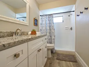 Close to Beaches & Downtown w/Pool, Family Friendly - Image 3
