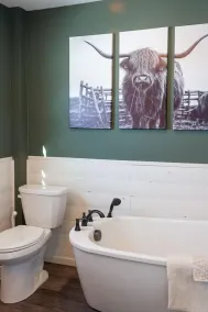 Private Farmhouse - Enjoy 36 Acres to Relax, Unwind & Enjoy the outdoors. - Image 4