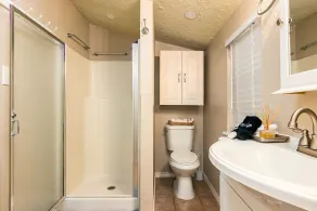 Cozy 2BR/2BA retreat blending vintage charm with modern comfort. Unwind on the private sunset porch, enjoy easy Guadalupe River access, and explore nearby Gruene and Schlitterbahn for the perfect relaxing getaway. - Image 5