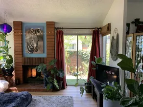 Pet Friendly 2 bedroom Sunny Peaceful Townhome - Image 3