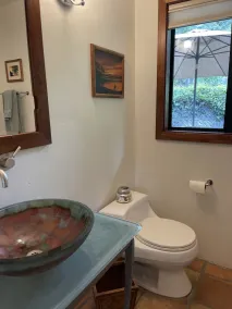 Zen Cottage Hideaway - 1 mile from the Beach, and 1 mile from Downtown... - Image 5